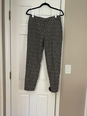 Anne Klein Black and White Circle Pattern Pants